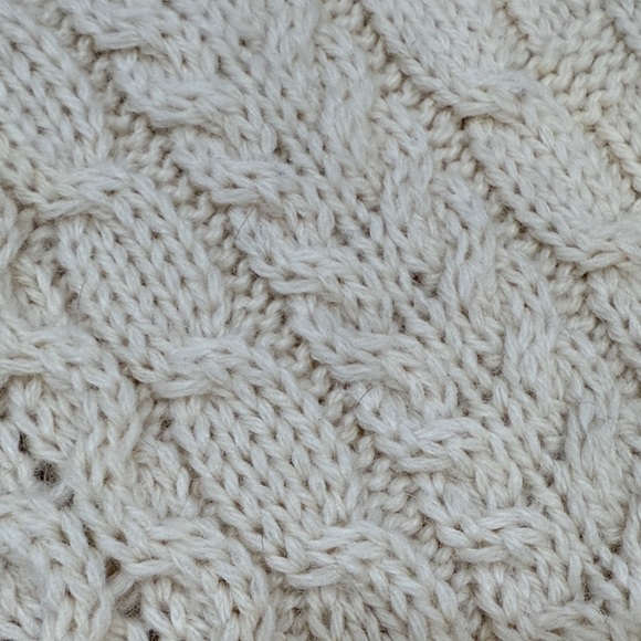 Vintage L.L. Bean Unisex Fisherman Knit Crewneck Wool Sweater made in Ireland - Picture 6 of 7